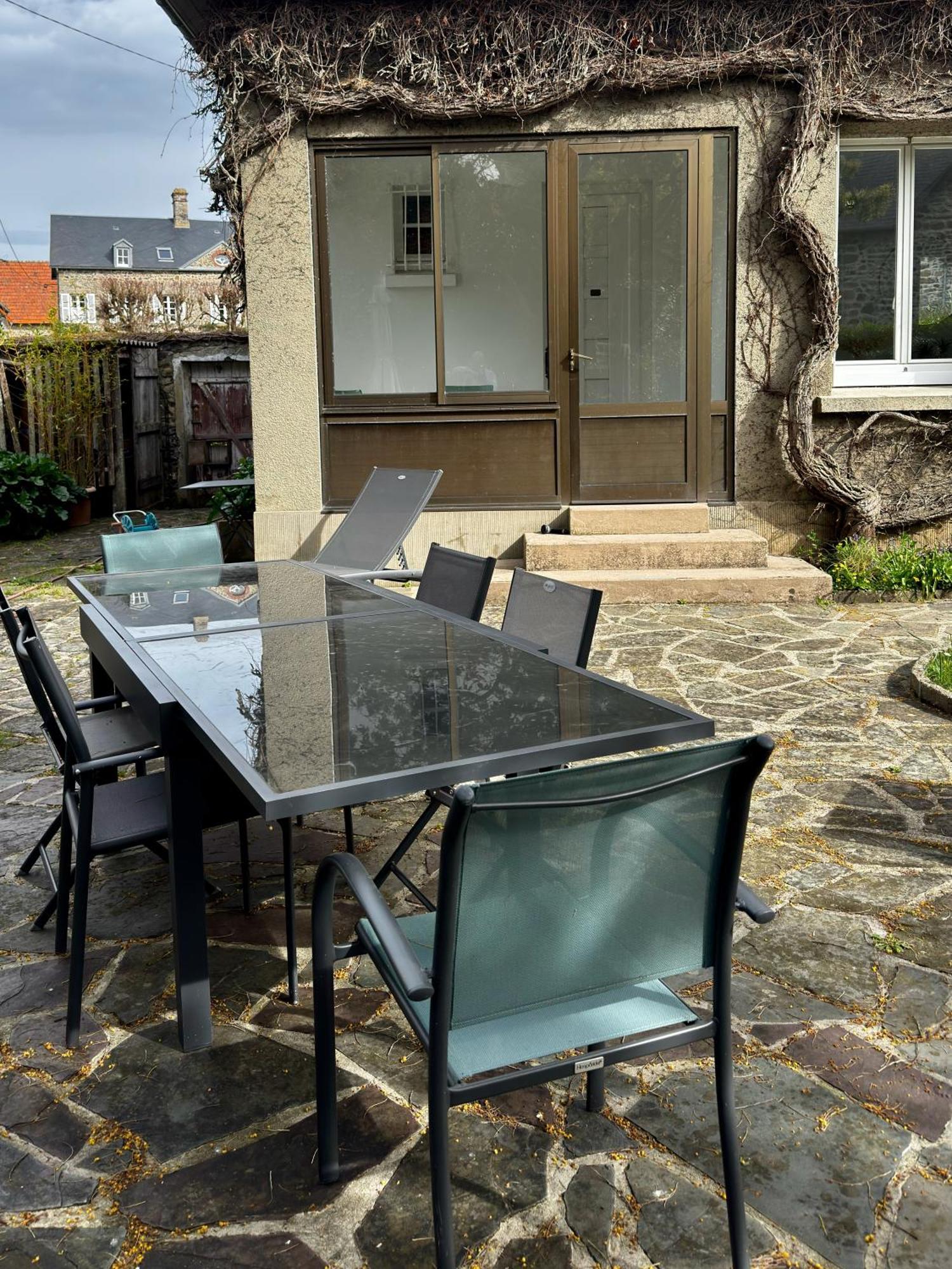 La Triolette, Maison Chaleureuse, Independante Et Refaite A Neuf Dans Le Vieux Coutainville, Tourisme Ou Teletravail 阿贡科塔因维尔 外观 照片